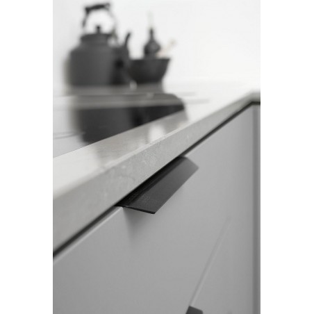Profilna ručka Blaze 2, razm. rupa 2x 80 mm, šir. 200 mm, aluminij crno mat čet.