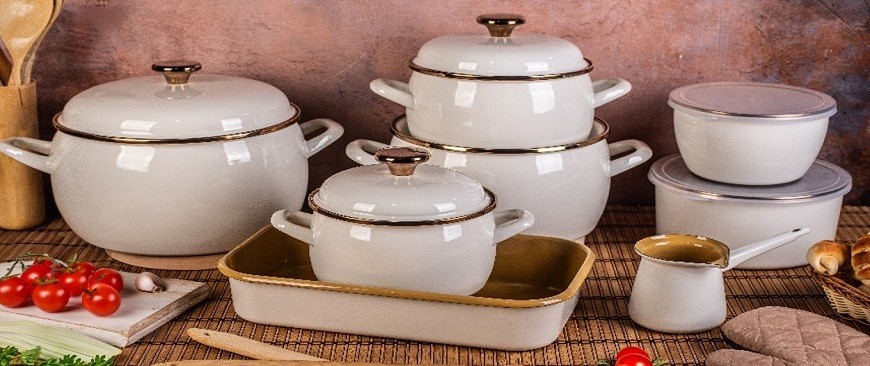 IVORY & GOLD metalac