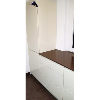 Kuhinja lakirani medijapan Silestone Iron Integrity