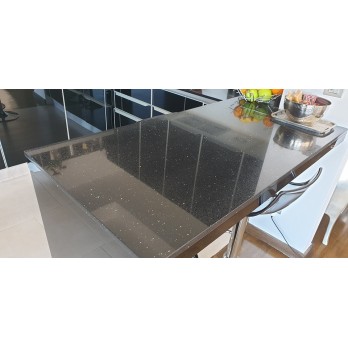 Kuhinjska radna ploča Silestone Negro Stellar