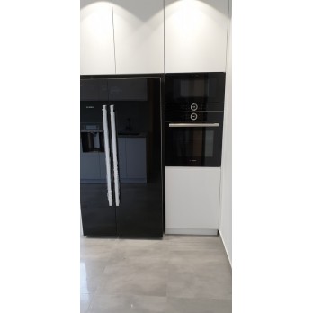 Kuhinja lakirani medijapan mat Silestone Kensho radna ploča